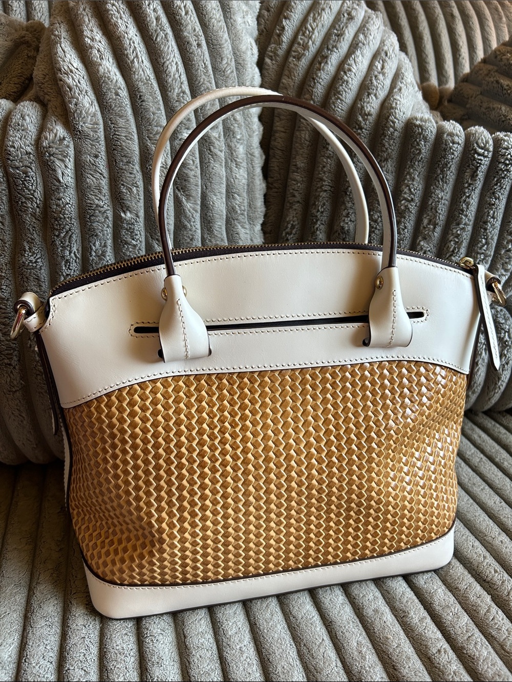 Dooney & Bourke 1975 Beacon Collection Woven Domed Satchel NWOT White Leather - Picture 13 of 16